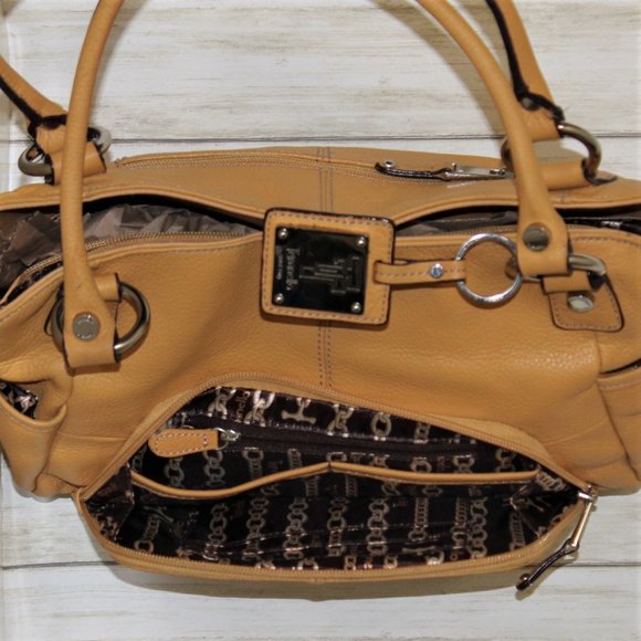 Tignanello Yellow Leather Organizer Shoulder Bag - Picture 6 of 9